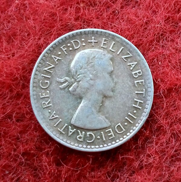 Australia 3 Pence - Elizabeth II 1961 Silver Coin - Image 2