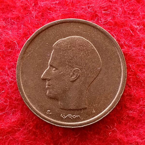 Belgium 20 Francs - Baudouin I Dutch text 1982 Coin - Image 2