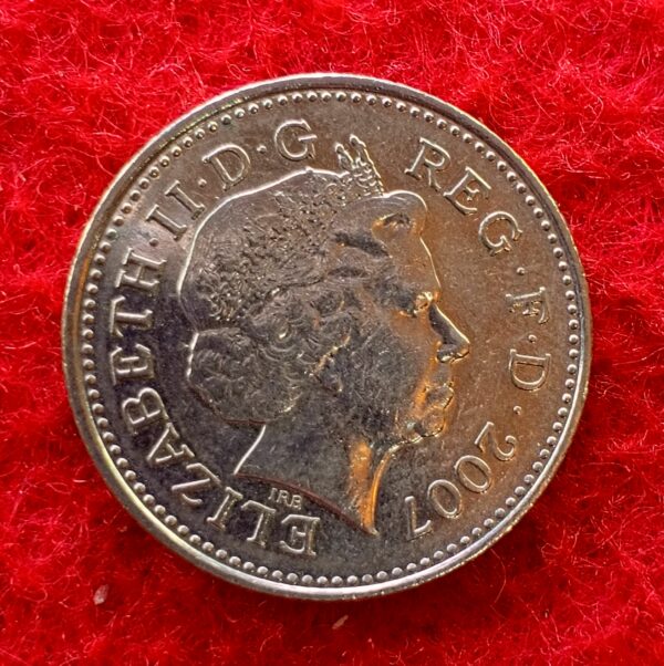 United Kingdom (Uk) 10 Pence - Elizabeth II 4th portrait 2007 Coin - Image 2