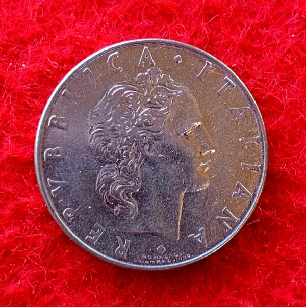 Italy 50 Lire large type 1977 Coin - Image 2