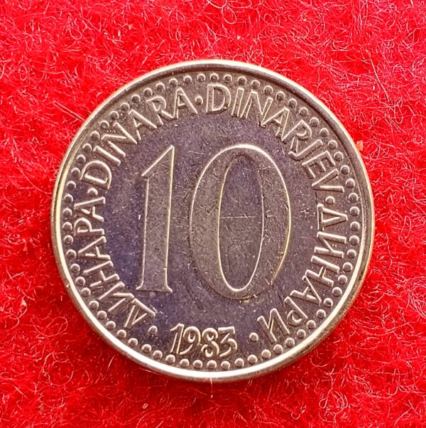 Yugoslavia 10 Dinara 1983 Coin