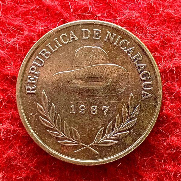 Nicaragua 5 Cordobas 1987 Coin  - Image 2