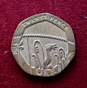 United Kingdom (UK) 20 Pence - Elizabeth II Royal Shield 2014 Coin