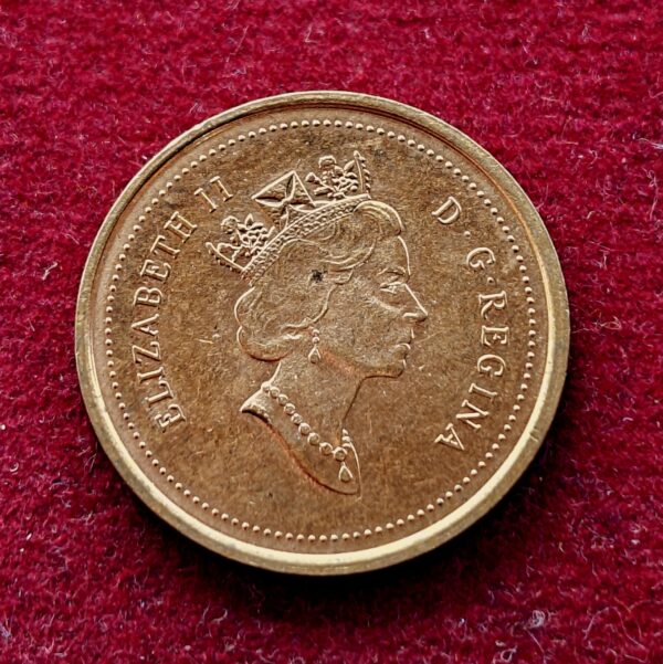 Canada 1 Cent - Elizabeth II 2001 Coin  - Image 2