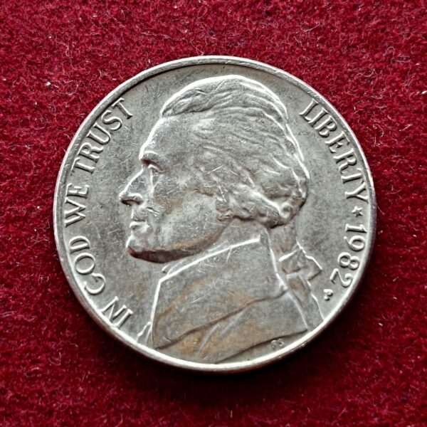 United States (USA) 5 Cents "Jefferson Nickel" 1st portrait 1982 Coin