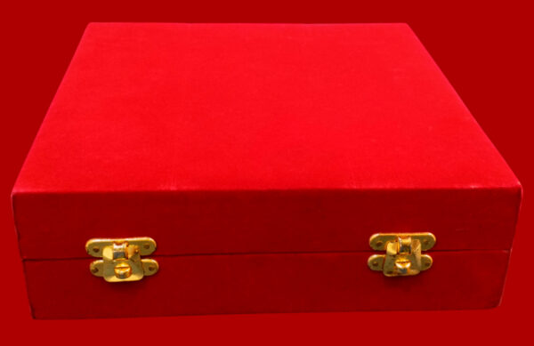 2008 - Ter Centenary of Gur-Ta-Gaddi of Shri Guru Granth Sahib Proof 2 Coins VVIP Velvet Box (Rs 10, Rs 100) - Image 4