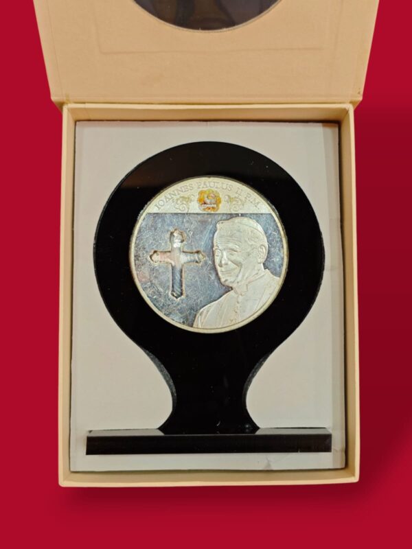 Medal - Pope john Paul II Radiant Cross Display Stand (70 mm) - Image 3