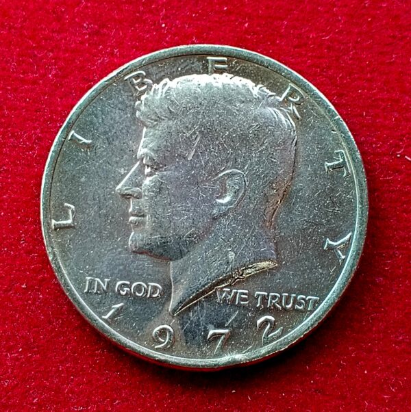 United States (USA) 1/2 Dollar Kennedy Half Dollar 1972 Coin (Philadelphia Mint)