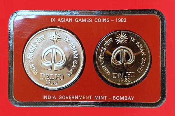 1982 - IX Asian Games Delhi UNC 2 Coins Set (Rs 100, Rs 10) With Card & Without Cover