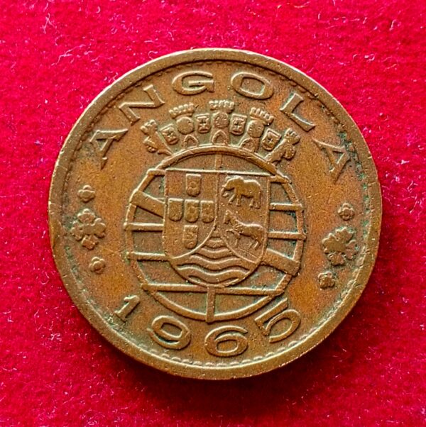 Angola 1 Escudo 1965 Coin  - Image 2