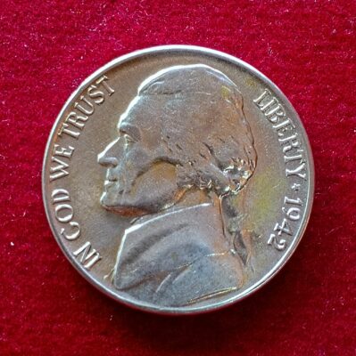 United States (USA) 5 Cents "Jefferson Wartime Nickel" 1st portrait 1942 Coin (S - San Francisco Mint)